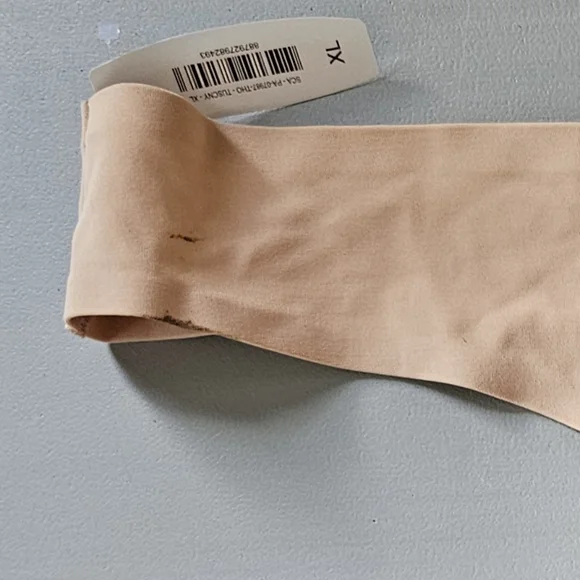 Adore Me Thong - Picture 2 of 2